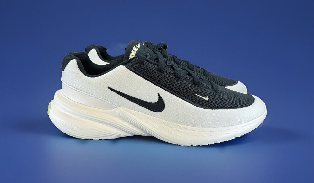 Size 10 - Nike Uplift SC Sail Black Lime
